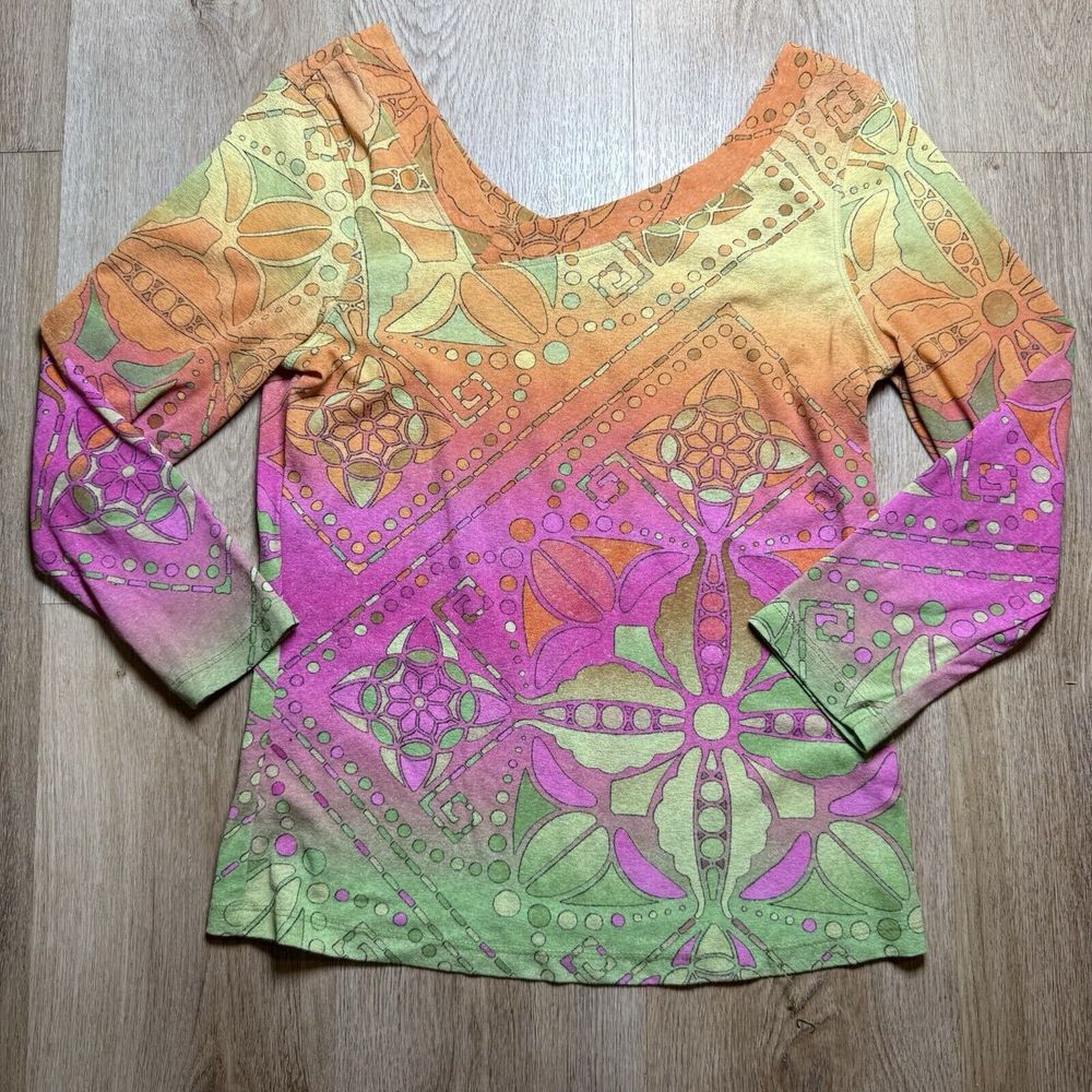 i.e. Relaxed Asymmetrical Retro Pattern Size S‎ Orange Pink Green Y2K Shirt